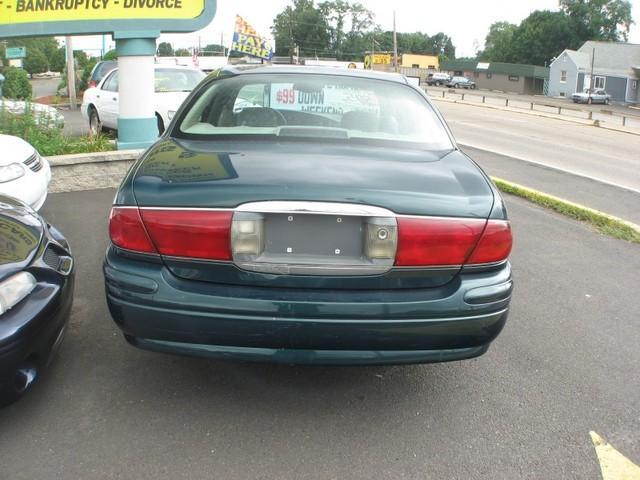 Buick LeSabre 2000 photo 3