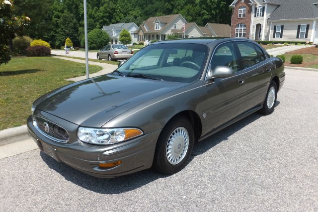 Buick LeSabre 2000 photo 2