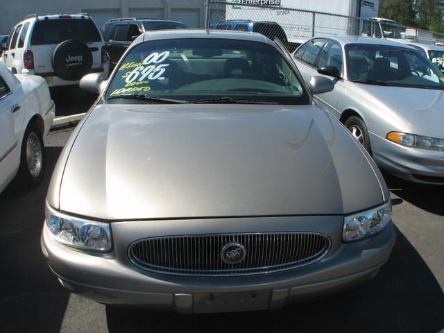 Buick LeSabre 2000 photo 3