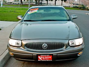 Buick LeSabre 2000 photo 1