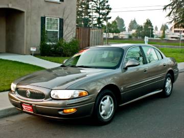 Buick LeSabre 2000 photo 3