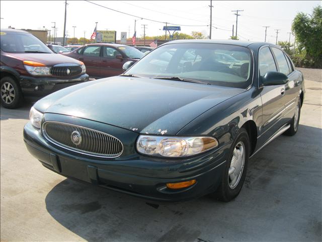 Buick LeSabre 2000 photo 1