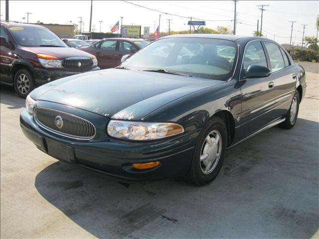 Buick LeSabre 2000 photo 2