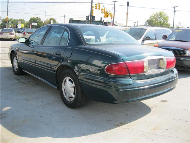 Buick LeSabre 2000 photo 3