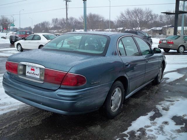 Buick LeSabre 2000 photo 3