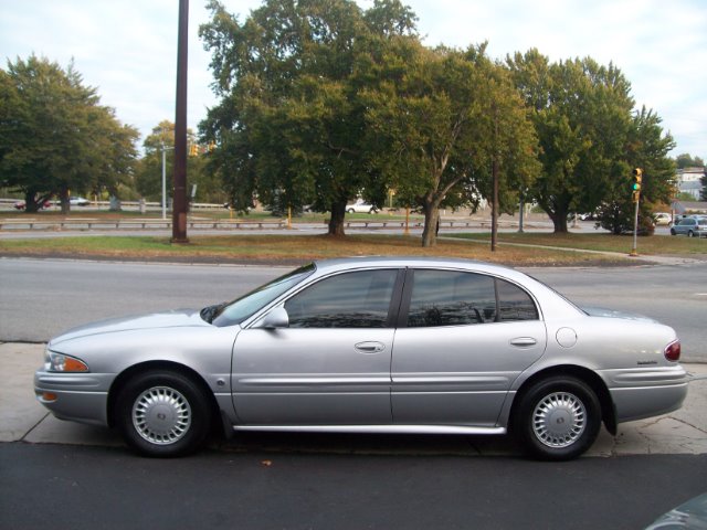 Buick LeSabre 2000 photo 1