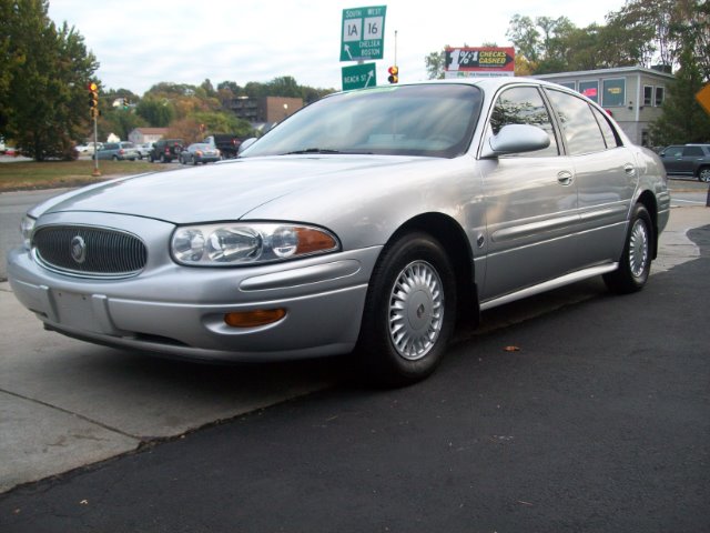 Buick LeSabre 2000 photo 2