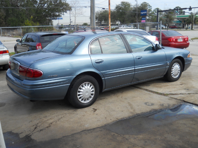 Buick LeSabre 2000 photo 3