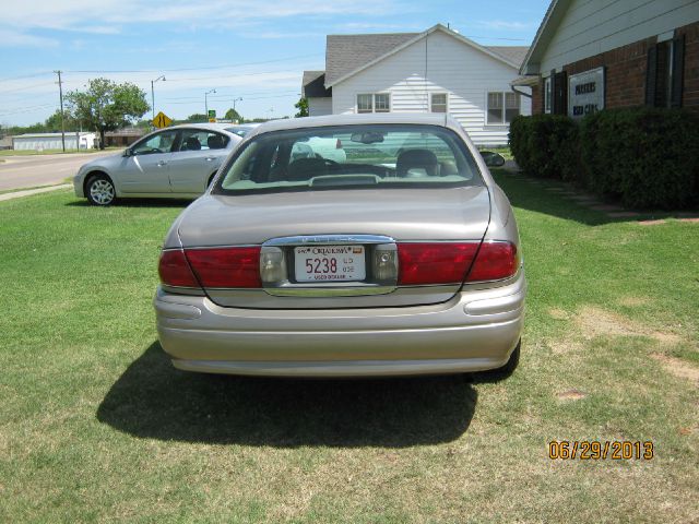 Buick LeSabre 2000 photo 1
