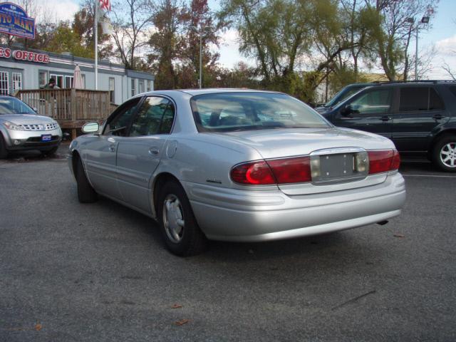 Buick LeSabre 2000 photo 2