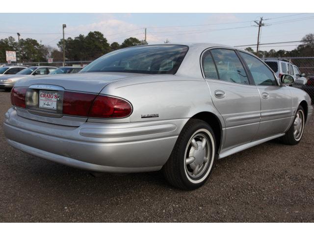 Buick LeSabre 2000 photo 1
