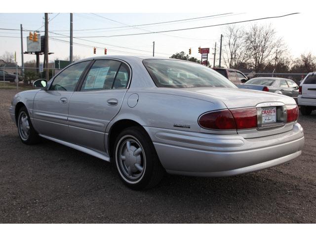 Buick LeSabre 2000 photo 3