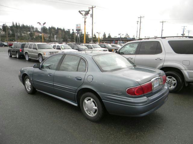 Buick LeSabre 2000 photo 2