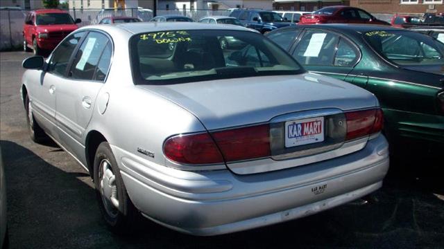 Buick LeSabre 2000 photo 2