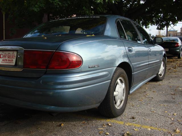 Buick LeSabre 2000 photo 2