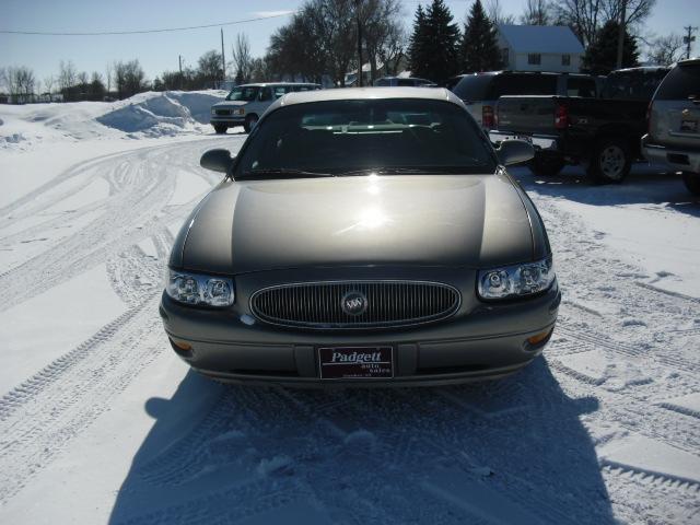 Buick LeSabre 2000 photo 2