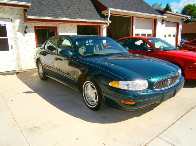 Buick LeSabre 2000 photo 3