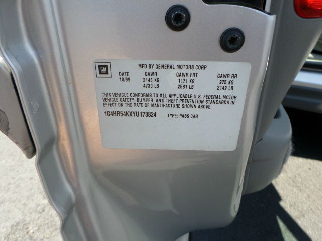 Buick LeSabre 2000 photo 7