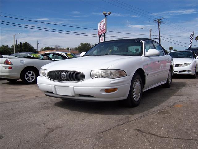 Buick LeSabre 2000 photo 2
