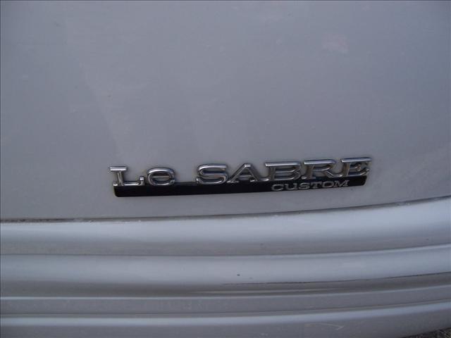 Buick LeSabre 2000 photo 3
