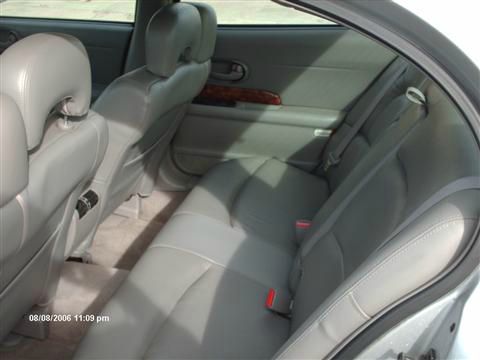 Buick LeSabre 2001 photo 1