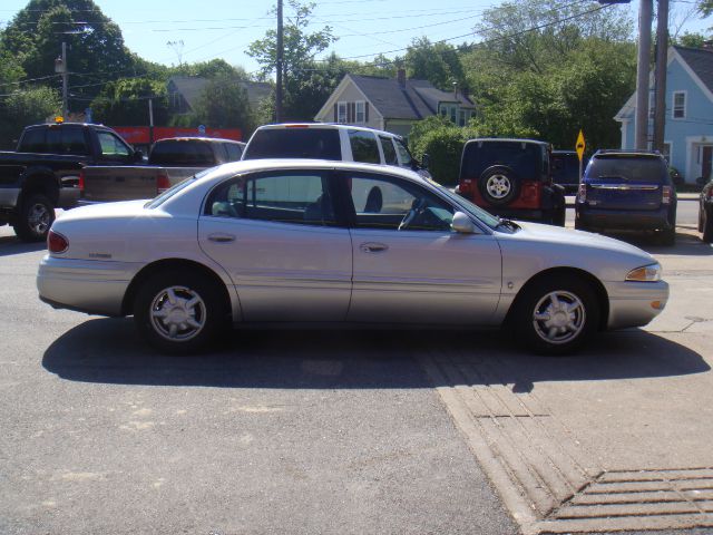 Buick LeSabre 2001 photo 2