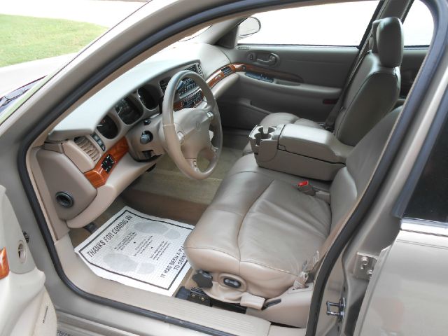 Buick LeSabre 2001 photo 1