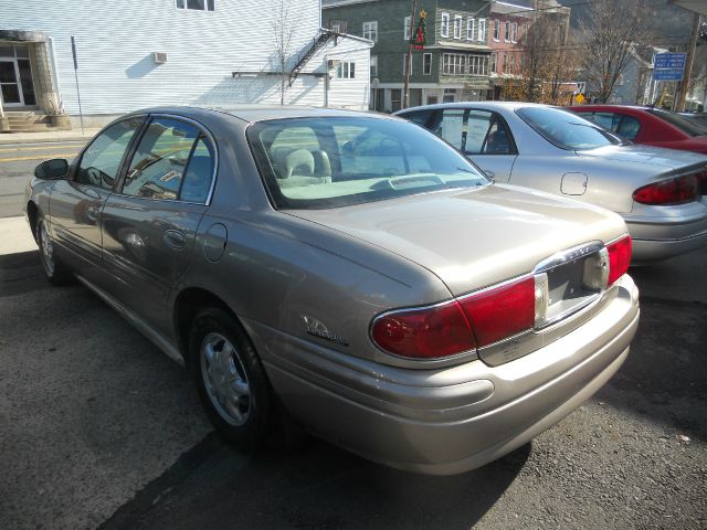Buick LeSabre 2001 photo 1