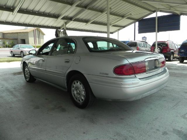 Buick LeSabre 2001 photo 1
