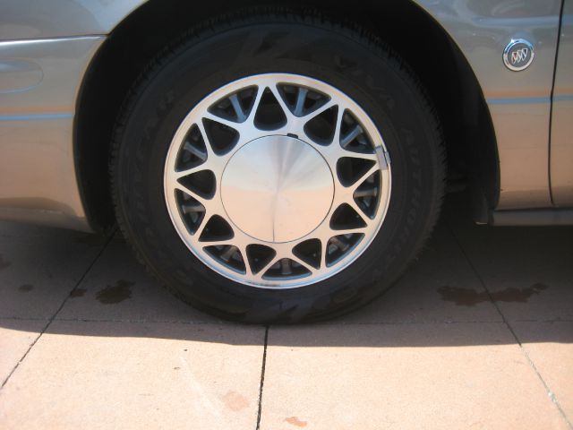 Buick LeSabre SLT 25 Sedan