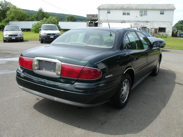Buick LeSabre 2001 photo 2