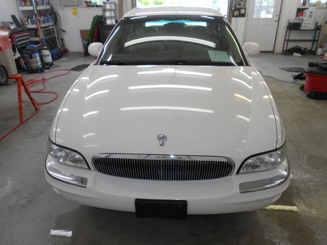 Buick LeSabre SLT 25 Sedan