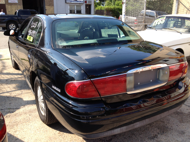 Buick LeSabre 2002 photo 1