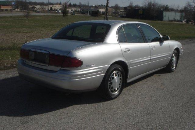 Buick LeSabre 2002 photo 2