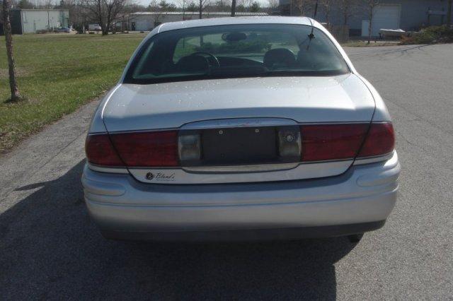 Buick LeSabre 2002 photo 3