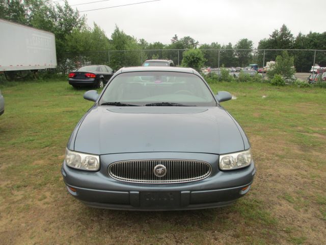 Buick LeSabre 2002 photo 2