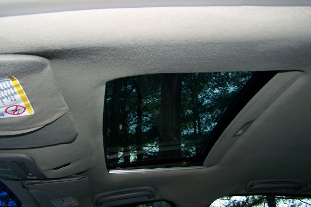 Buick LeSabre 2002 photo 1