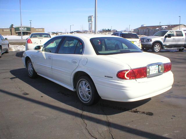 Buick LeSabre 2002 photo 1