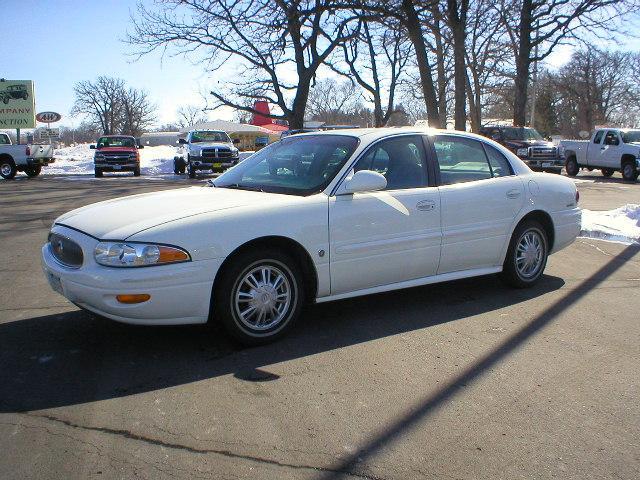 Buick LeSabre 2002 photo 2