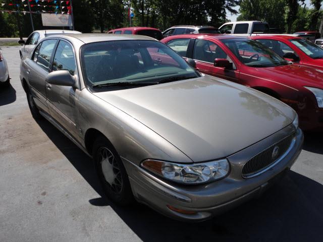 Buick LeSabre 2002 photo 2