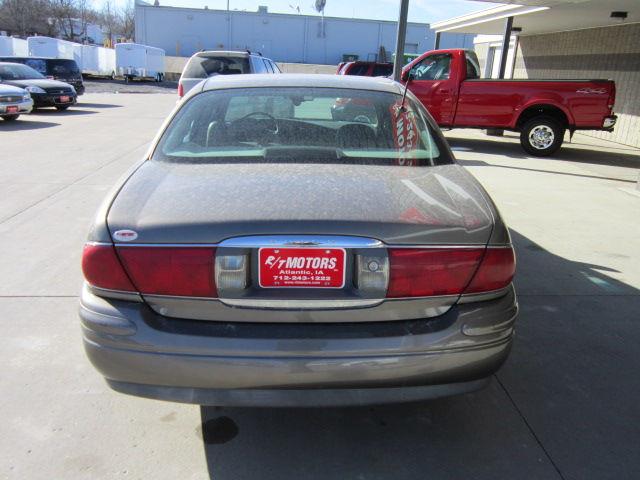 Buick LeSabre 2002 photo 1