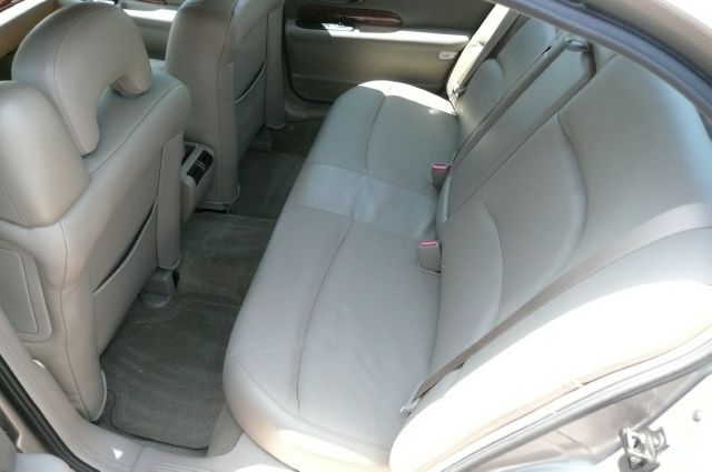 Buick LeSabre 2002 photo 3