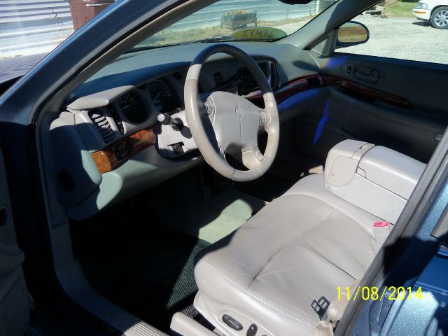 Buick LeSabre 2002 photo 1