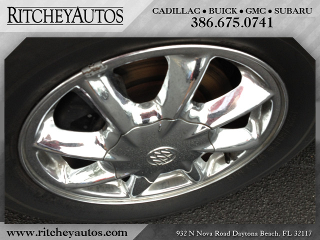 Buick LeSabre 2003 photo 3