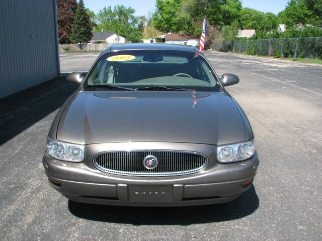 Buick LeSabre 2003 photo 2