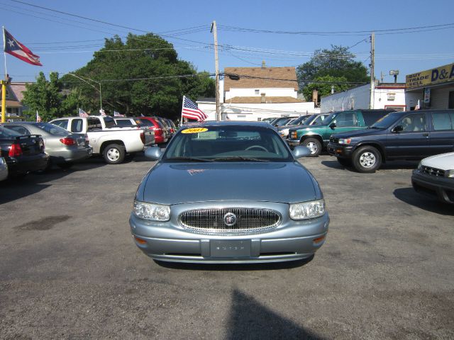 Buick LeSabre 2003 photo 2