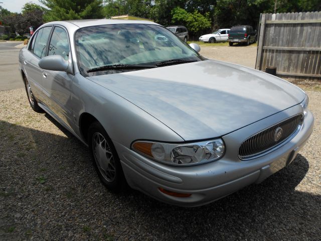 Buick LeSabre 2003 photo 2