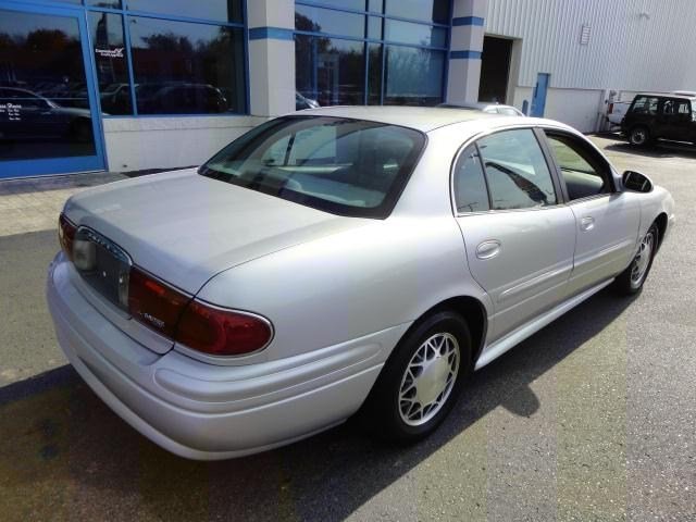 Buick LeSabre 2003 photo 2