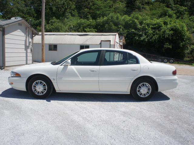Buick LeSabre 2003 photo 1