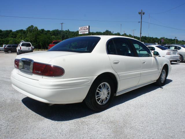 Buick LeSabre 2003 photo 2